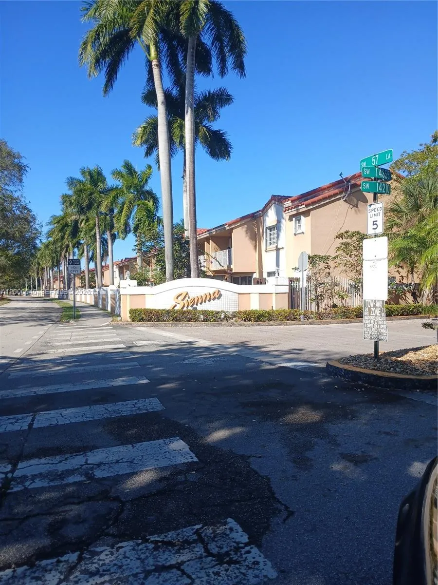 14345 Sw 57th Ln 5-14, Miami, Florida 33183, Miami, Florida 33183, 2 Bedrooms Bedrooms, ,2 BathroomsBathrooms,Residential Lease,For Rent,14345 Sw 57th Ln 5-14, Miami, Florida 33183,A12000545