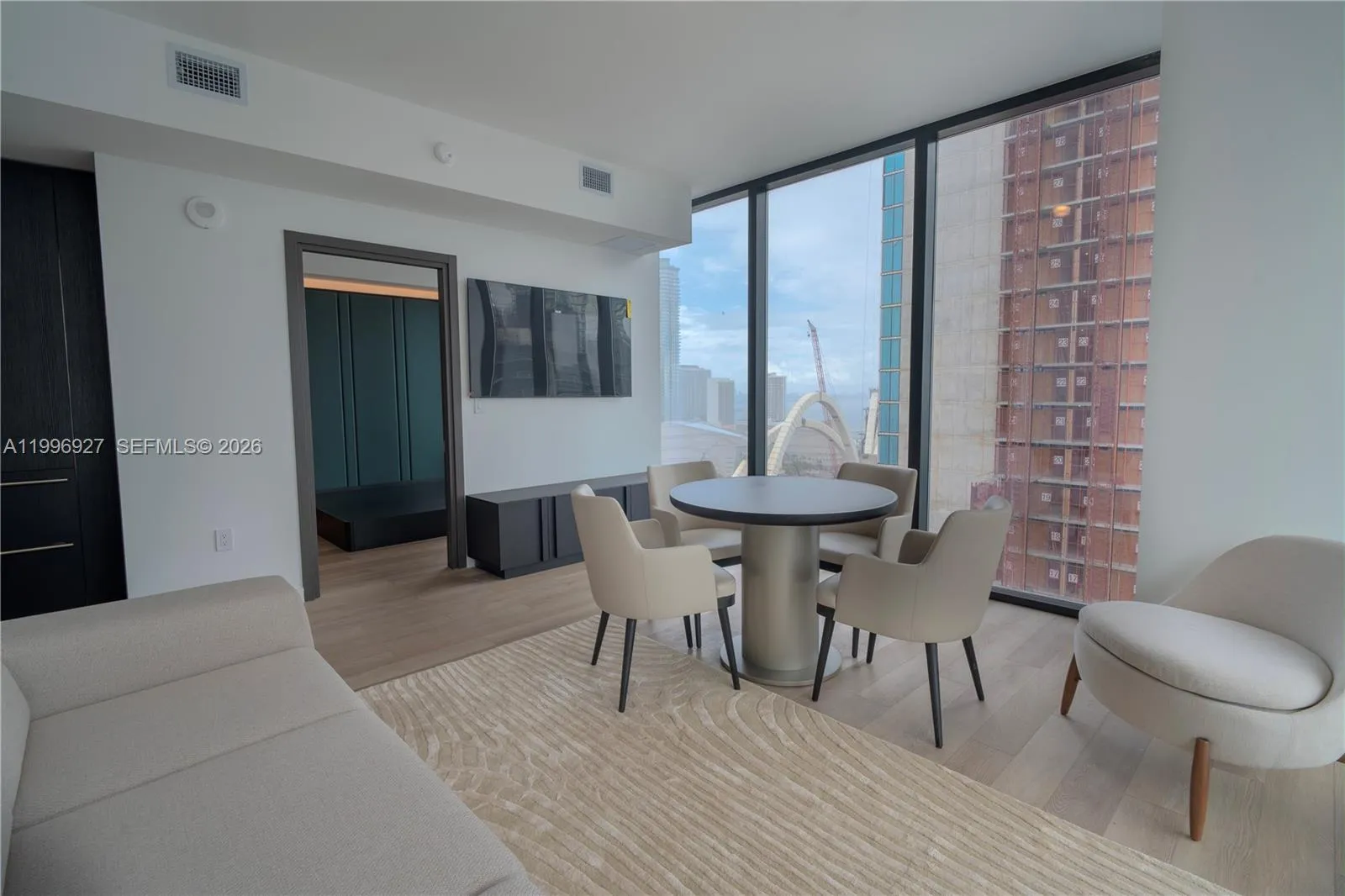 20 Ne 11th St 2308, Miami, Florida 33132, Miami, Florida 33132, 2 Bedrooms Bedrooms, ,2 BathroomsBathrooms,Residential,For Sale,20 Ne 11th St 2308, Miami, Florida 33132,A11996927