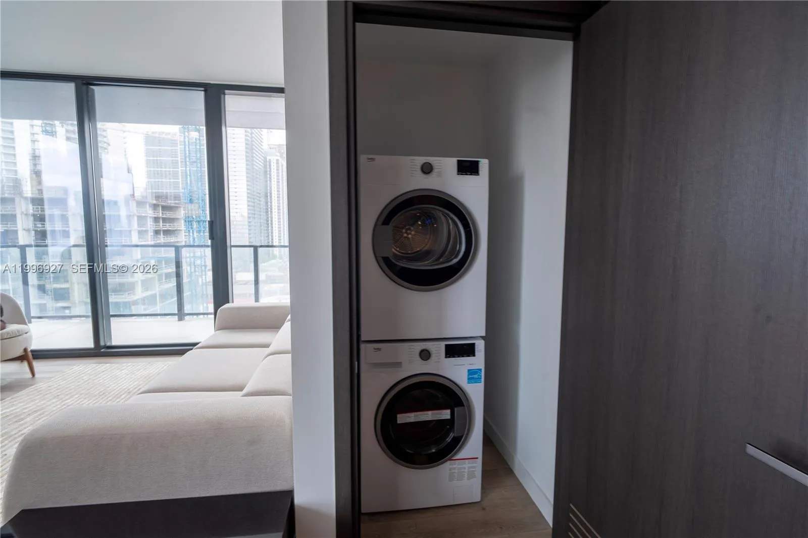 20 Ne 11th St 2308, Miami, Florida 33132, Miami, Florida 33132, 2 Bedrooms Bedrooms, ,2 BathroomsBathrooms,Residential,For Sale,20 Ne 11th St 2308, Miami, Florida 33132,A11996927