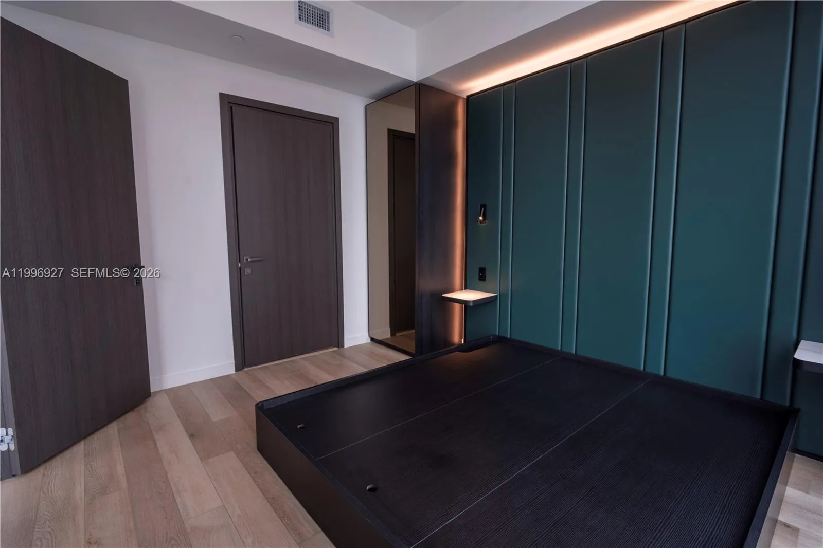 20 Ne 11th St 2308, Miami, Florida 33132, Miami, Florida 33132, 2 Bedrooms Bedrooms, ,2 BathroomsBathrooms,Residential,For Sale,20 Ne 11th St 2308, Miami, Florida 33132,A11996927