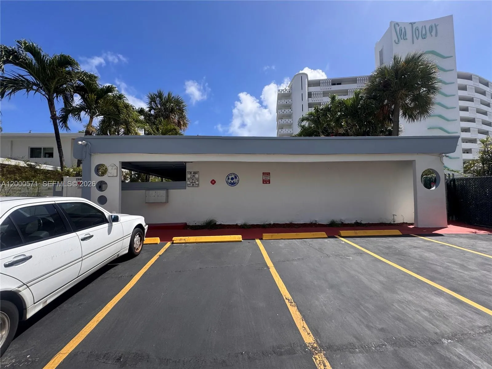 2900 N Ocean Blvd 1, Fort Lauderdale, Florida 3330, Fort Lauderdale, Florida 33308, 1 Bedroom Bedrooms, ,1 BathroomBathrooms,Residential Lease,For Rent,2900 N Ocean Blvd 1, Fort Lauderdale, Florida 3330,A12000571