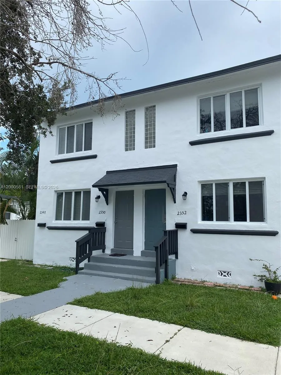 2350 Sw 26th Ln, Miami, Florida 33133, Miami, Florida 33133, 3 Bedrooms Bedrooms, ,2 BathroomsBathrooms,Residential Lease,For Rent,2350 Sw 26th Ln, Miami, Florida 33133,A12000581