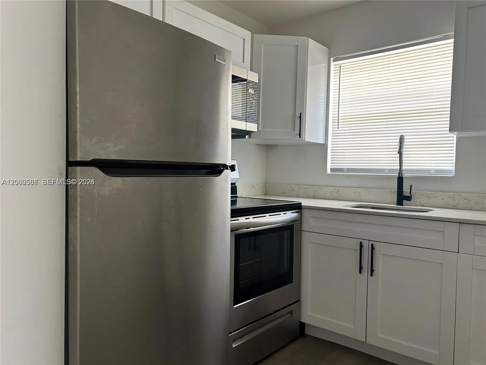 916 Sw 10th St, Hallandale Beach, Florida 33009, Hallandale Beach, Florida 33009, ,Residential Income,For Sale,916 Sw 10th St, Hallandale Beach, Florida 33009,A12000586