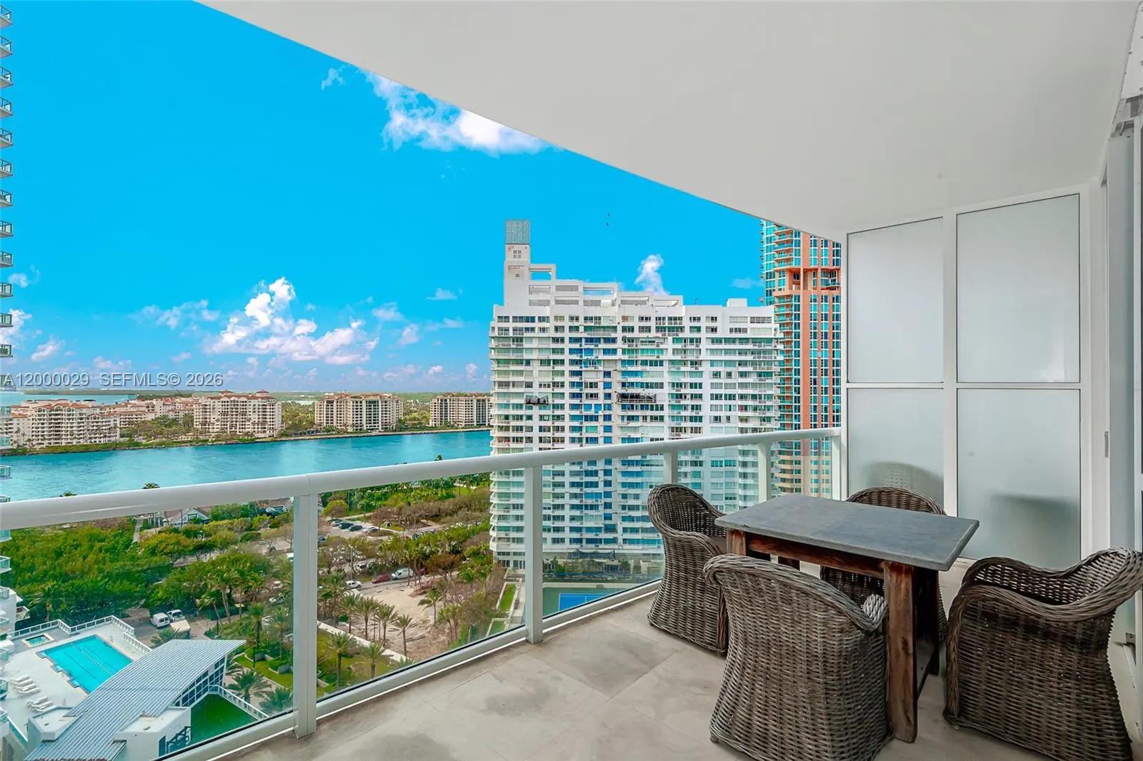 50 S Pointe Dr 1804, Miami Beach, Florida 33139, Miami Beach, Florida 33139, 2 Bedrooms Bedrooms, ,2 BathroomsBathrooms,Residential Lease,For Rent,50 S Pointe Dr 1804, Miami Beach, Florida 33139,A12000029