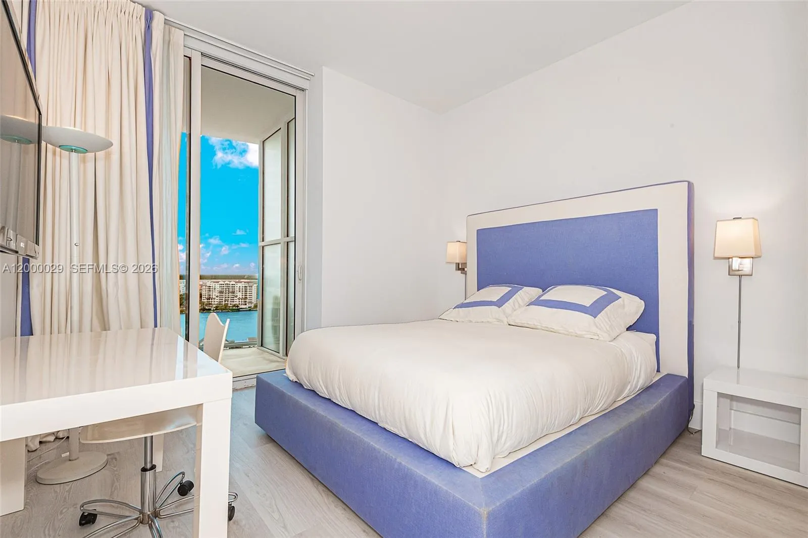 50 S Pointe Dr 1804, Miami Beach, Florida 33139, Miami Beach, Florida 33139, 2 Bedrooms Bedrooms, ,2 BathroomsBathrooms,Residential Lease,For Rent,50 S Pointe Dr 1804, Miami Beach, Florida 33139,A12000029