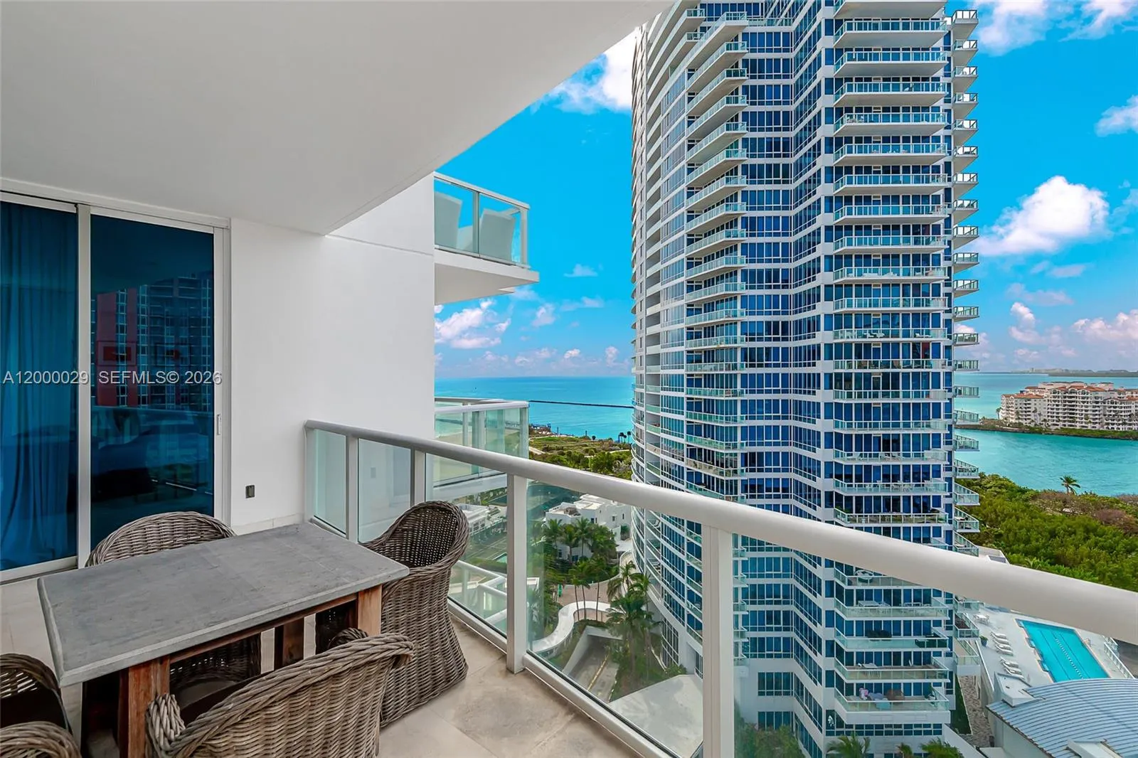 50 S Pointe Dr 1804, Miami Beach, Florida 33139, Miami Beach, Florida 33139, 2 Bedrooms Bedrooms, ,2 BathroomsBathrooms,Residential Lease,For Rent,50 S Pointe Dr 1804, Miami Beach, Florida 33139,A12000029