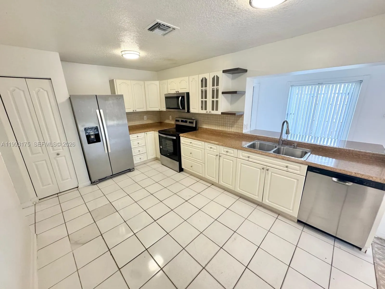 12695 Sw 144th Ter, Miami, Florida 33186, Miami, Florida 33186, 3 Bedrooms Bedrooms, ,2 BathroomsBathrooms,Residential Lease,For Rent,12695 Sw 144th Ter, Miami, Florida 33186,A11993175