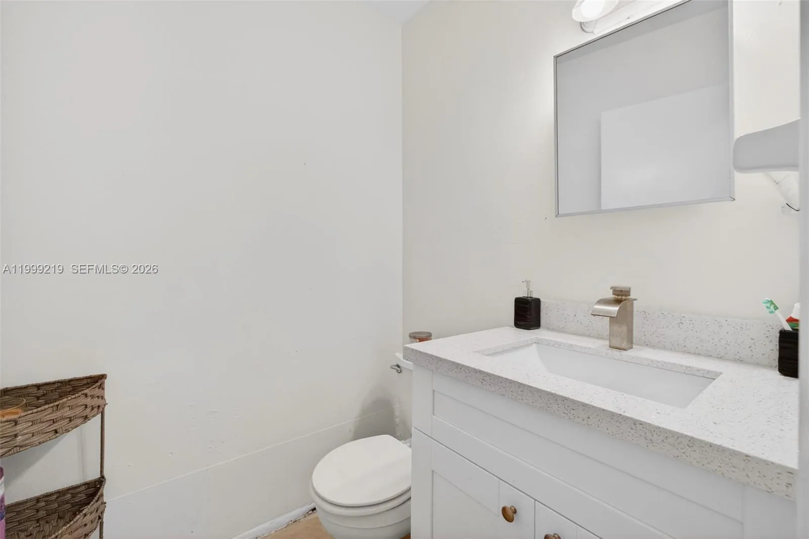 1619-1621 Nw 8th Ave, Fort Lauderdale, Florida 333, Fort Lauderdale, Florida 33311, ,Residential Income,For Sale,1619-1621 Nw 8th Ave, Fort Lauderdale, Florida 333,A11999219