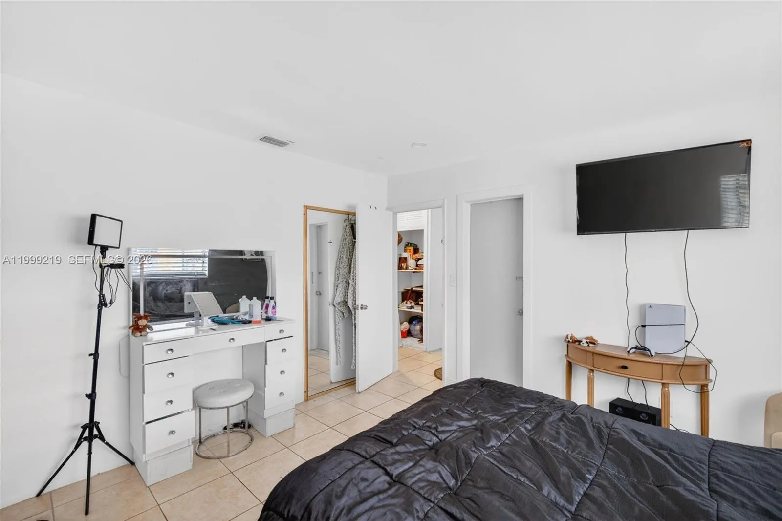 1619-1621 Nw 8th Ave, Fort Lauderdale, Florida 333, Fort Lauderdale, Florida 33311, ,Residential Income,For Sale,1619-1621 Nw 8th Ave, Fort Lauderdale, Florida 333,A11999219