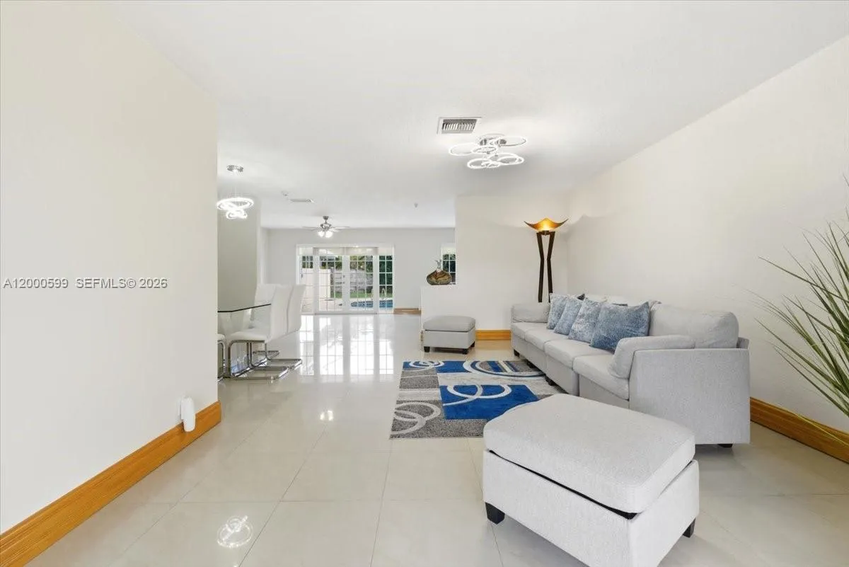 8197 W 14th Ct, Hialeah, Florida 33014, Hialeah, Florida 33014, 4 Bedrooms Bedrooms, ,2 BathroomsBathrooms,Residential,For Sale,8197 W 14th Ct, Hialeah, Florida 33014,A12000599