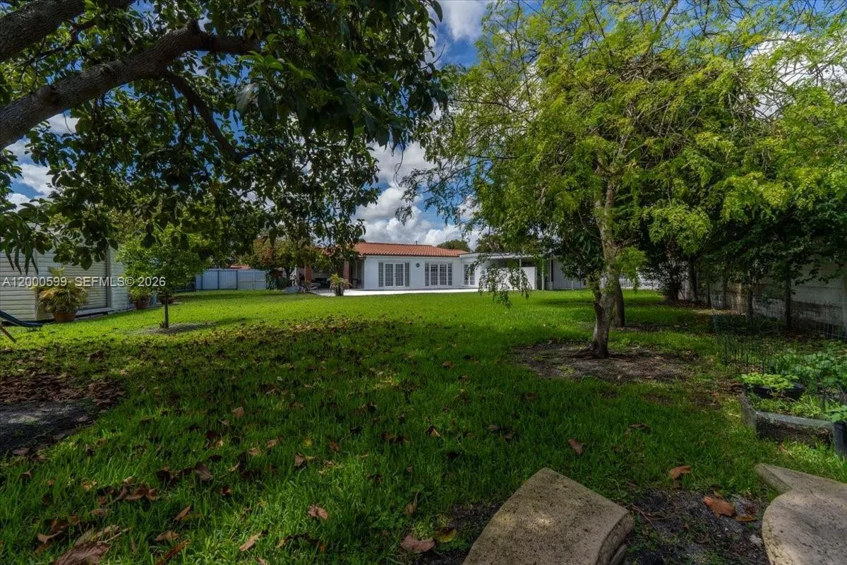 8197 W 14th Ct, Hialeah, Florida 33014, Hialeah, Florida 33014, 4 Bedrooms Bedrooms, ,2 BathroomsBathrooms,Residential,For Sale,8197 W 14th Ct, Hialeah, Florida 33014,A12000599