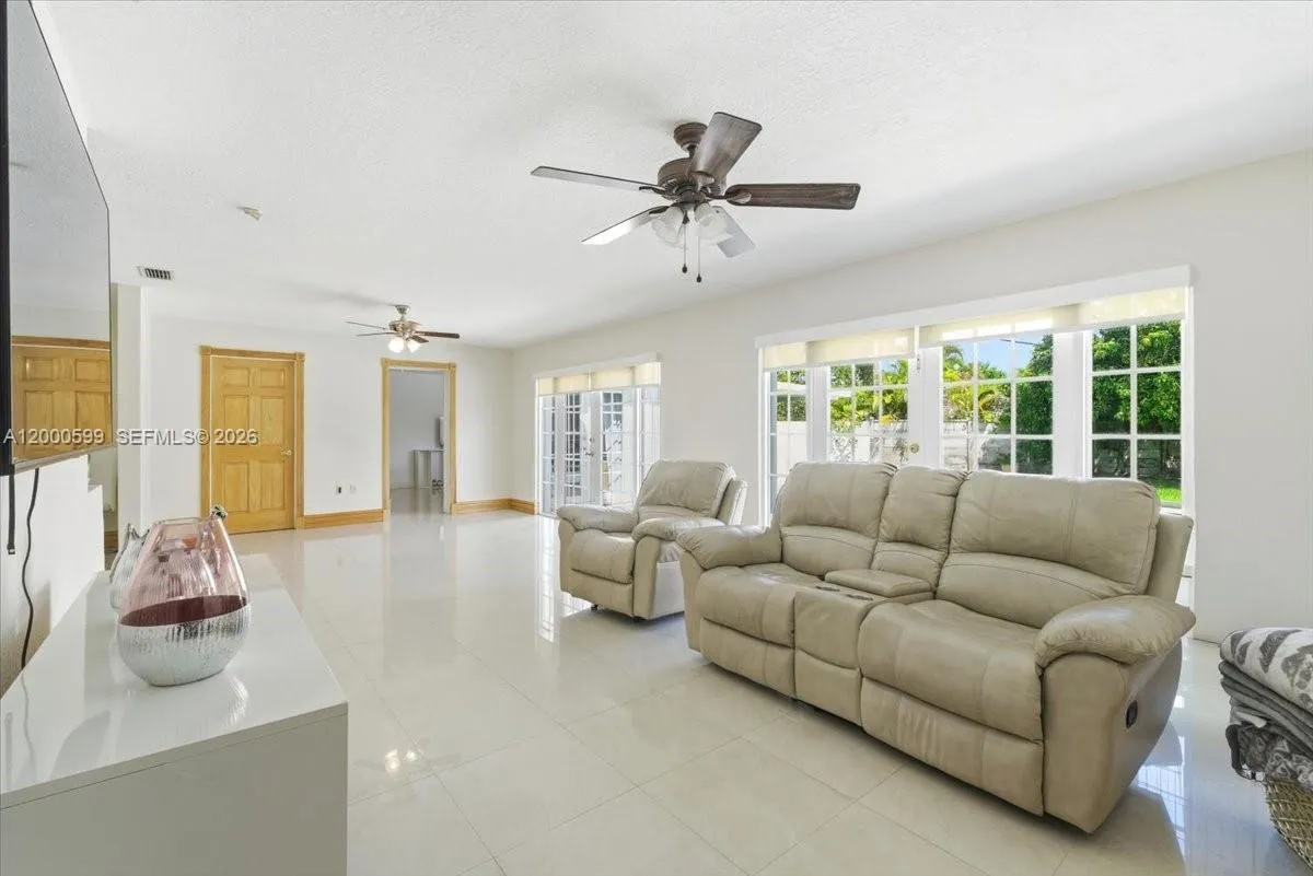 8197 W 14th Ct, Hialeah, Florida 33014, Hialeah, Florida 33014, 4 Bedrooms Bedrooms, ,2 BathroomsBathrooms,Residential,For Sale,8197 W 14th Ct, Hialeah, Florida 33014,A12000599