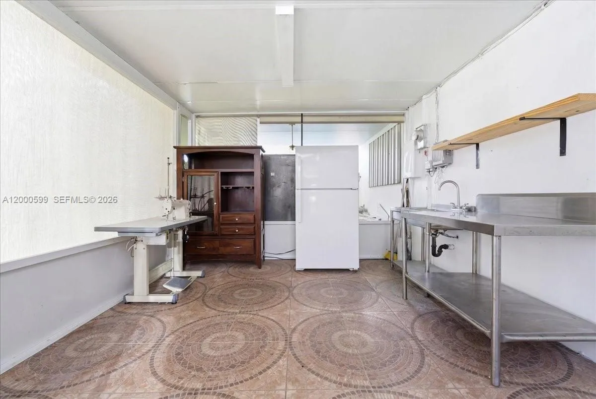 8197 W 14th Ct, Hialeah, Florida 33014, Hialeah, Florida 33014, 4 Bedrooms Bedrooms, ,2 BathroomsBathrooms,Residential,For Sale,8197 W 14th Ct, Hialeah, Florida 33014,A12000599