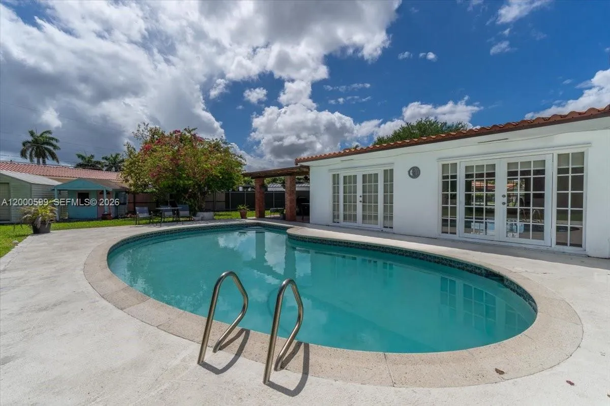 8197 W 14th Ct, Hialeah, Florida 33014, Hialeah, Florida 33014, 4 Bedrooms Bedrooms, ,2 BathroomsBathrooms,Residential,For Sale,8197 W 14th Ct, Hialeah, Florida 33014,A12000599