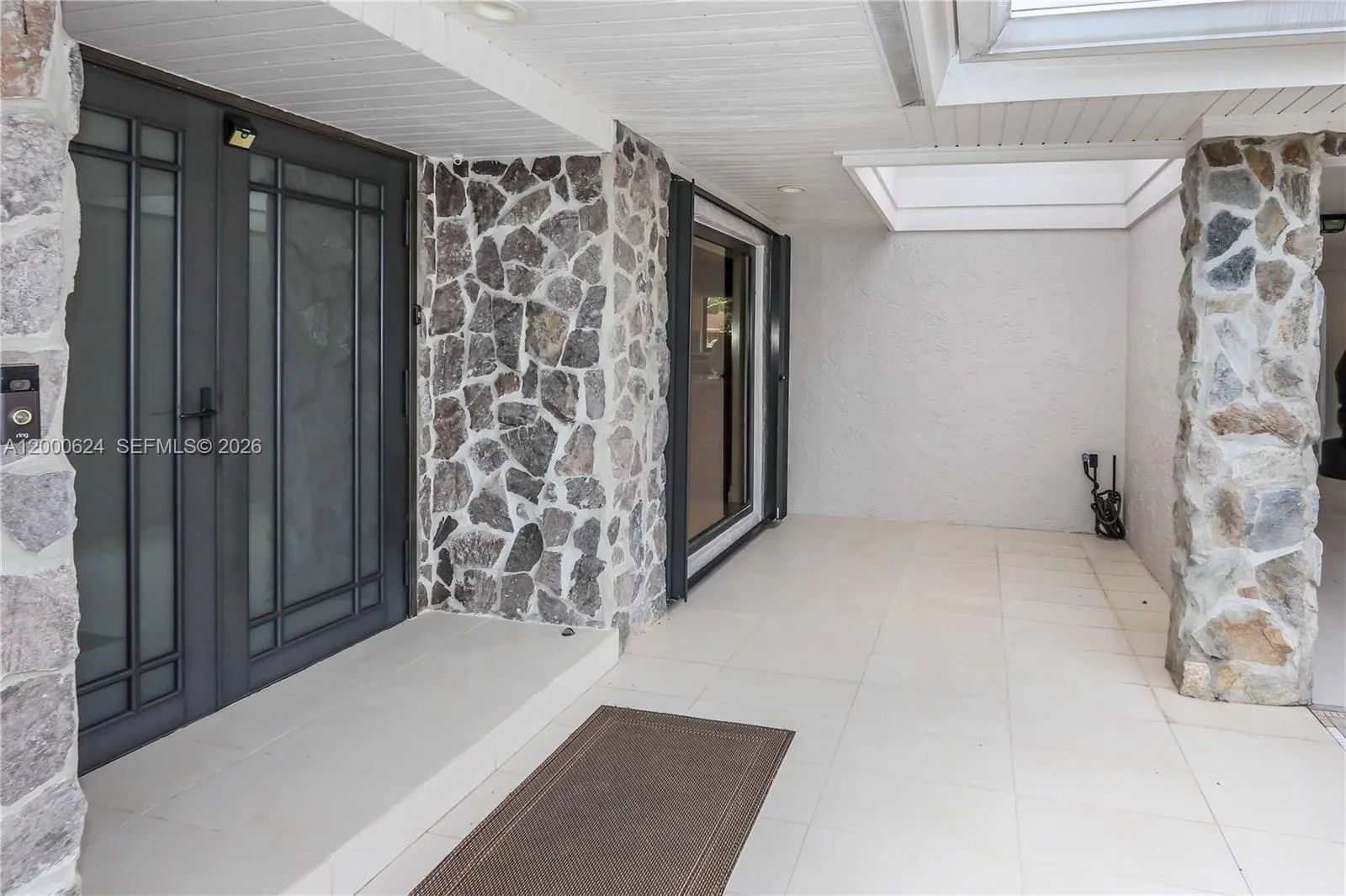 3650 N 36th Ave 2, Hollywood, Florida 33021, Hollywood, Florida 33021, 3 Bedrooms Bedrooms, ,3 BathroomsBathrooms,Residential,For Sale,3650 N 36th Ave 2, Hollywood, Florida 33021,A12000624