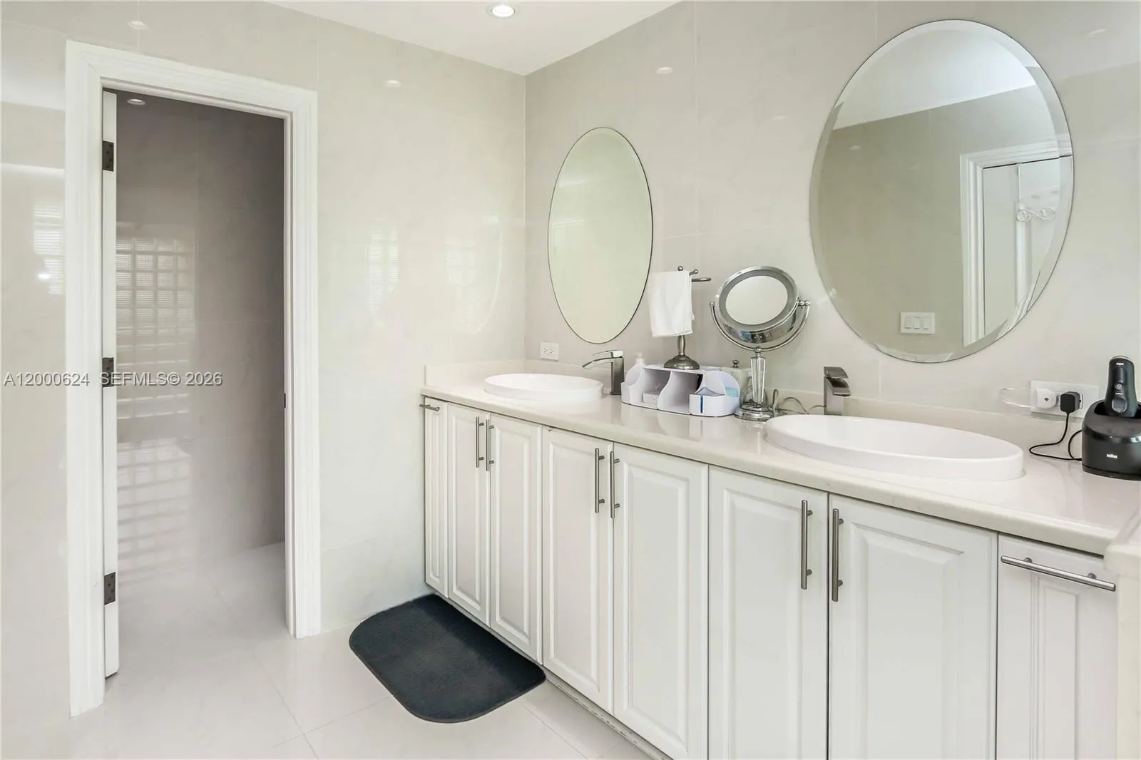 3650 N 36th Ave 2, Hollywood, Florida 33021, Hollywood, Florida 33021, 3 Bedrooms Bedrooms, ,3 BathroomsBathrooms,Residential,For Sale,3650 N 36th Ave 2, Hollywood, Florida 33021,A12000624
