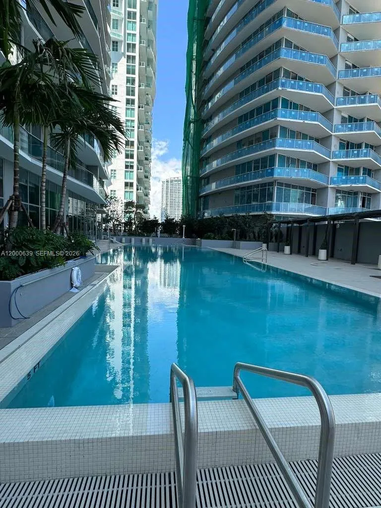 77 Se 5th Street 1812, Miami, Florida 33131, Miami, Florida 33131, ,1 BathroomBathrooms,Residential Lease,For Rent,77 Se 5th Street 1812, Miami, Florida 33131,A12000639
