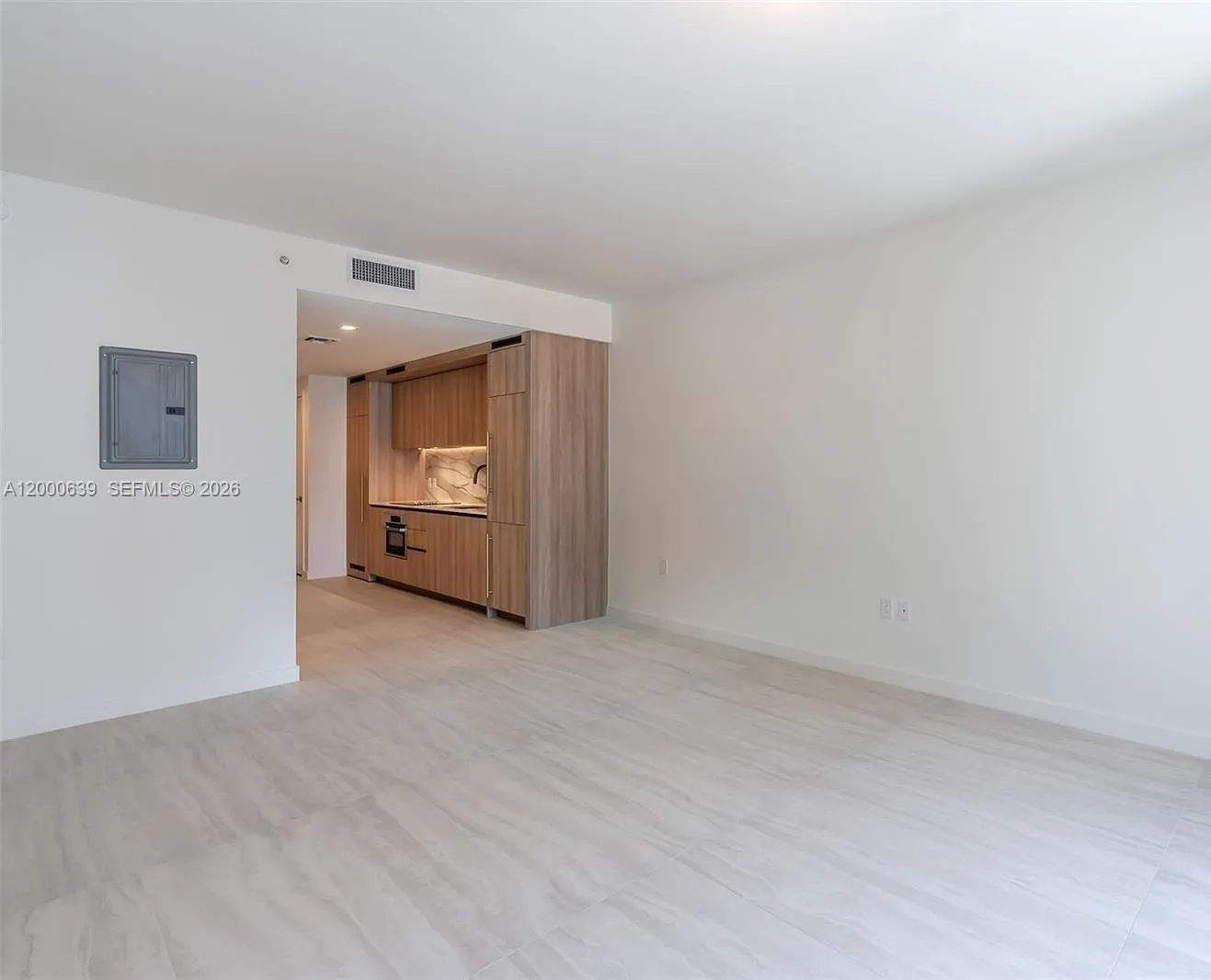 77 Se 5th Street 1812, Miami, Florida 33131, Miami, Florida 33131, ,1 BathroomBathrooms,Residential Lease,For Rent,77 Se 5th Street 1812, Miami, Florida 33131,A12000639