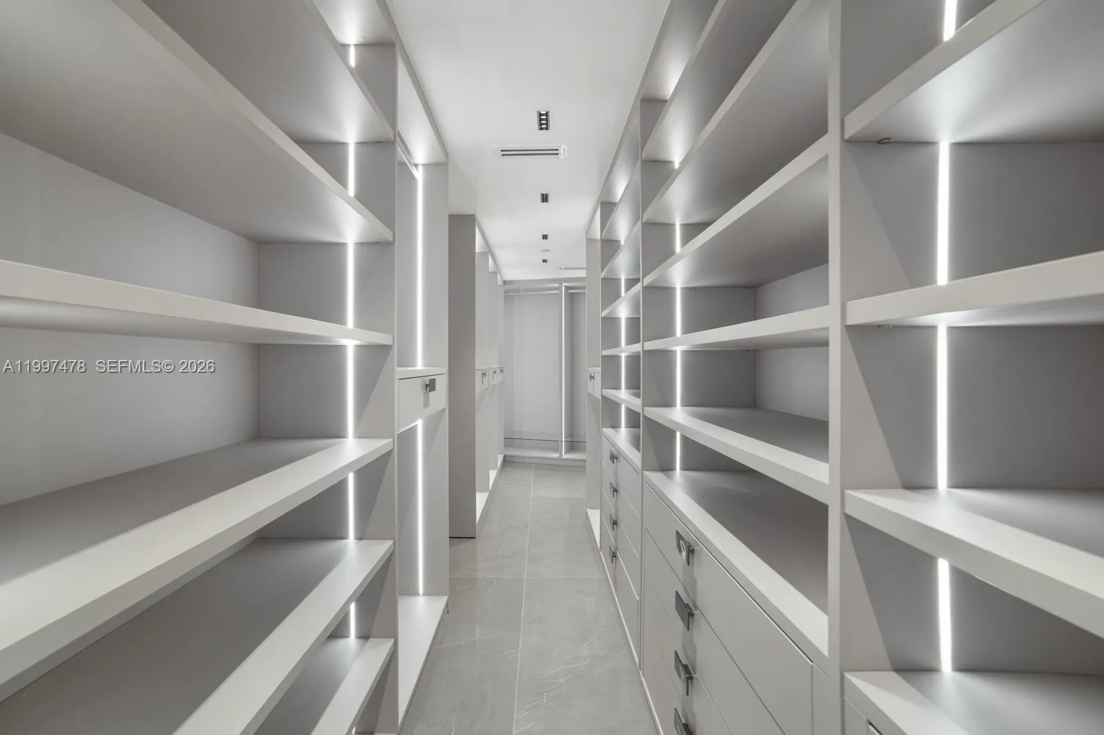 1000 S Pointe Dr 901, Miami Beach, Florida 33139, Miami Beach, Florida 33139, 3 Bedrooms Bedrooms, ,3 BathroomsBathrooms,Residential,For Sale,1000 S Pointe Dr 901, Miami Beach, Florida 33139,A11997478