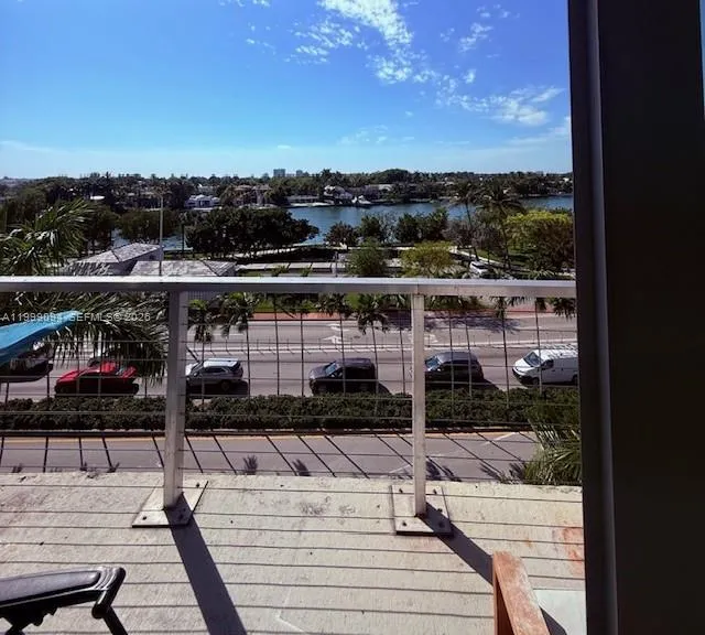 6305 Indian Creek Dr 5d, Miami Beach, Florida 3314, Miami Beach, Florida 33141, 2 Bedrooms Bedrooms, ,2 BathroomsBathrooms,Residential Lease,For Rent,6305 Indian Creek Dr 5d, Miami Beach, Florida 3314,A11999094