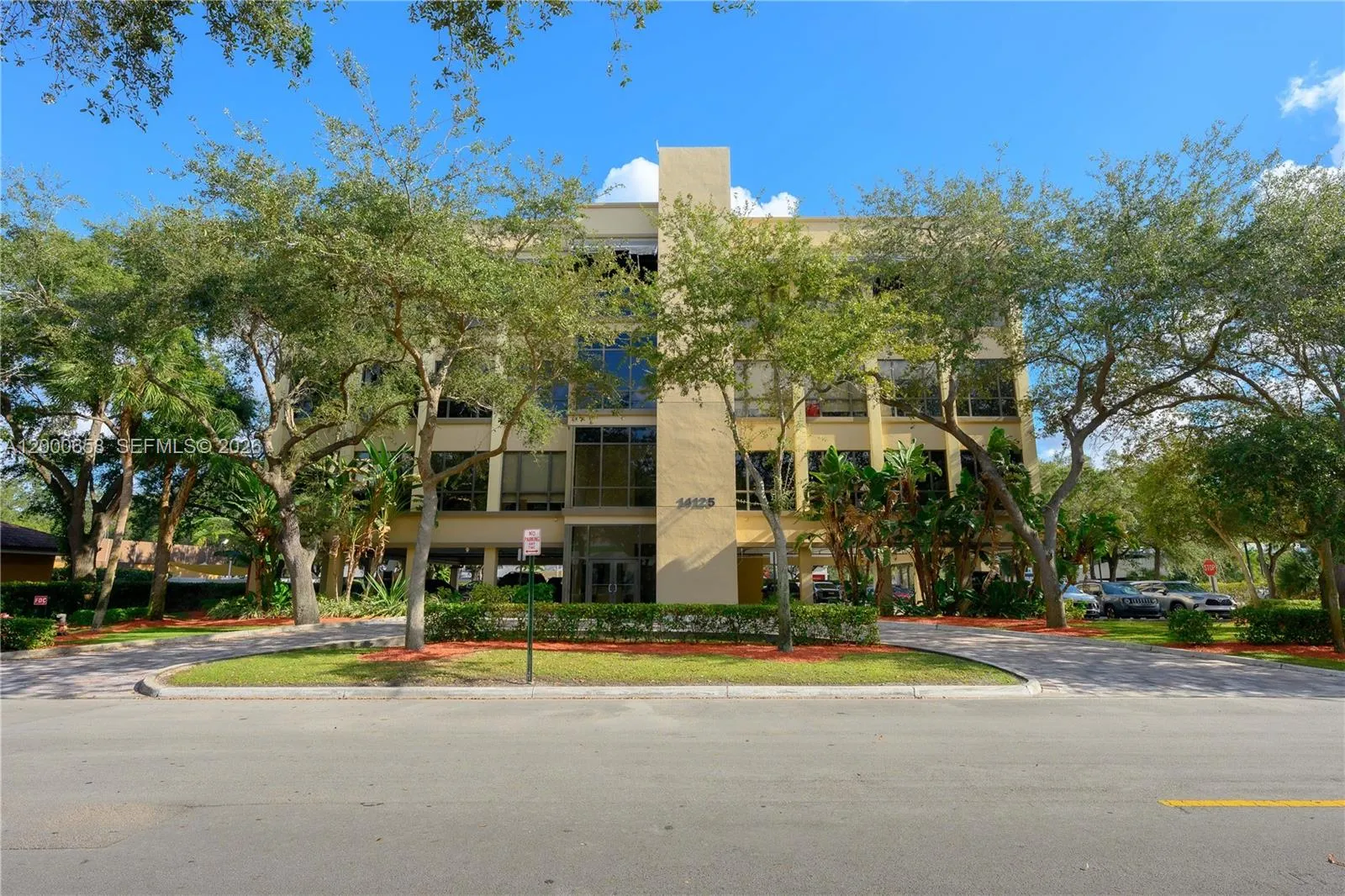 14125 Nw 80th Ave 204, Miami Lakes, Florida 33016, Miami Lakes, Florida 33016, ,Commercial Lease,For Rent,14125 Nw 80th Ave 204, Miami Lakes, Florida 33016,A12000658