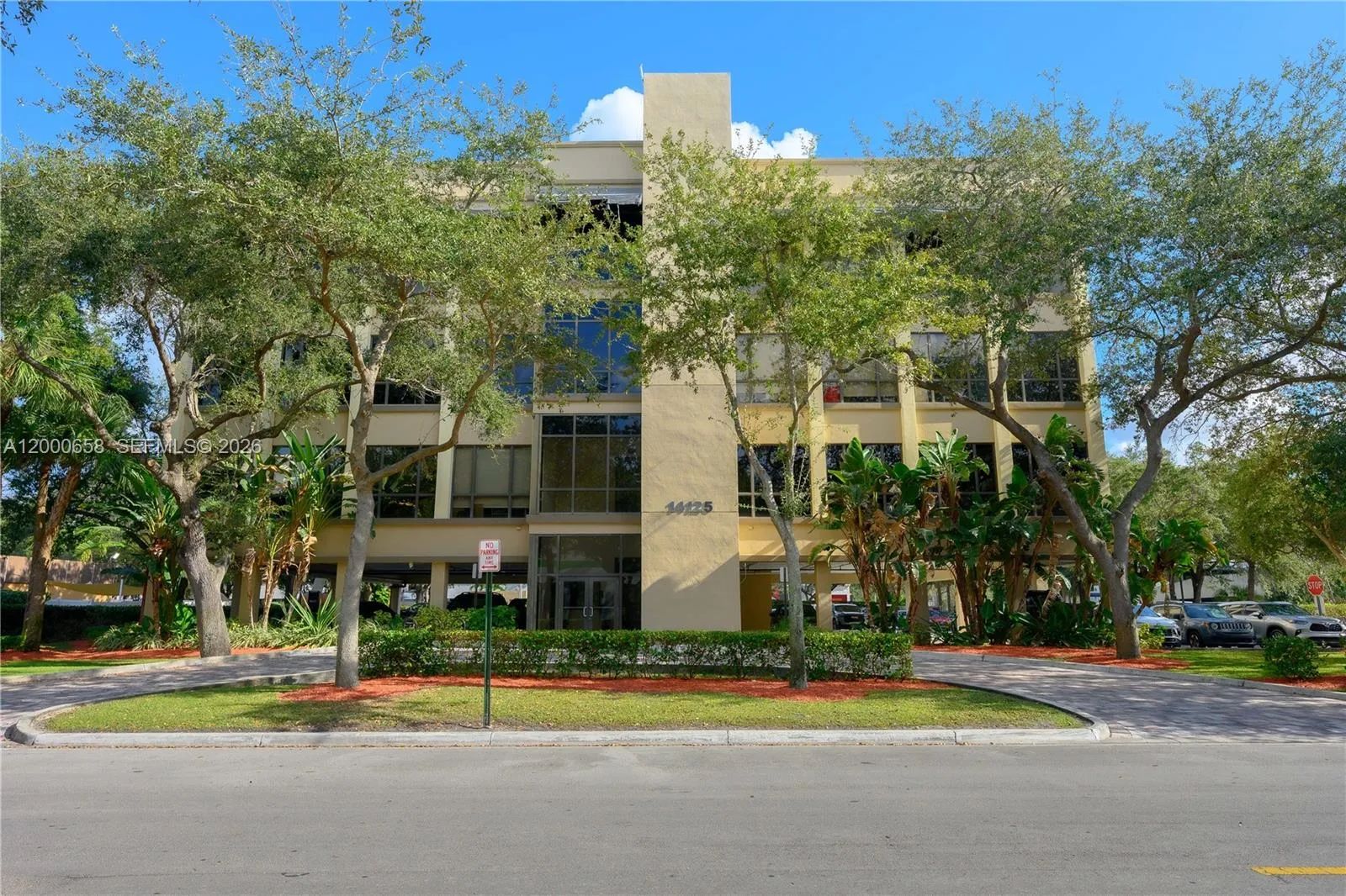 14125 Nw 80th Ave 204, Miami Lakes, Florida 33016, Miami Lakes, Florida 33016, ,Commercial Lease,For Rent,14125 Nw 80th Ave 204, Miami Lakes, Florida 33016,A12000658