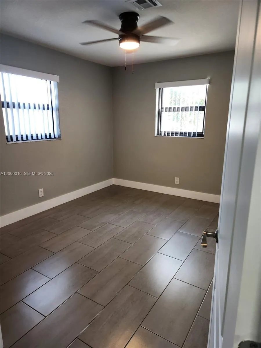 210 Nw 57th St 210, Oakland Park, Florida 33309, Oakland Park, Florida 33309, 3 Bedrooms Bedrooms, ,2 BathroomsBathrooms,Residential Lease,For Rent,210 Nw 57th St 210, Oakland Park, Florida 33309,A12000016
