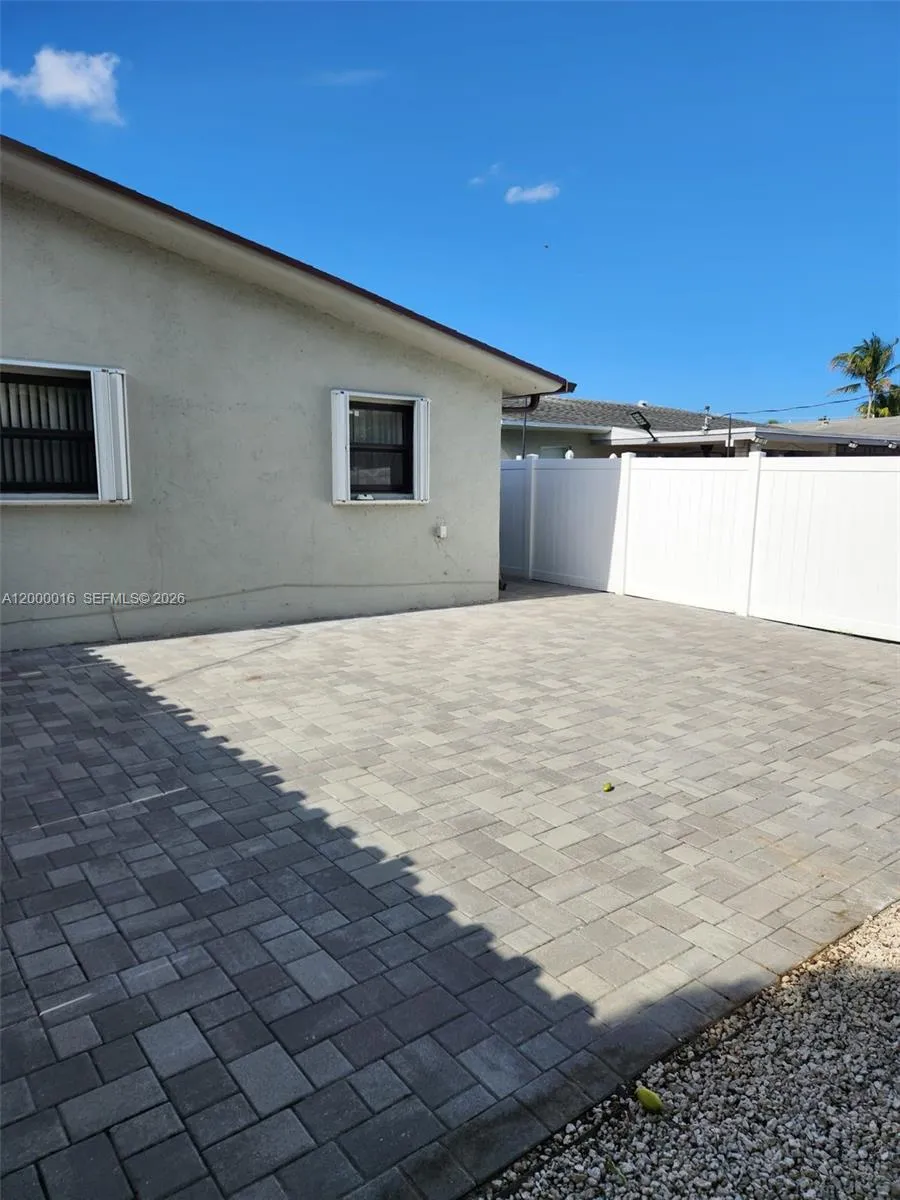 210 Nw 57th St 210, Oakland Park, Florida 33309, Oakland Park, Florida 33309, 3 Bedrooms Bedrooms, ,2 BathroomsBathrooms,Residential Lease,For Rent,210 Nw 57th St 210, Oakland Park, Florida 33309,A12000016