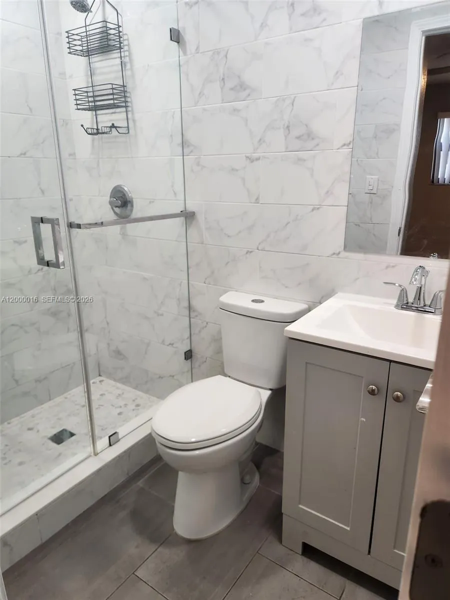 210 Nw 57th St 210, Oakland Park, Florida 33309, Oakland Park, Florida 33309, 3 Bedrooms Bedrooms, ,2 BathroomsBathrooms,Residential Lease,For Rent,210 Nw 57th St 210, Oakland Park, Florida 33309,A12000016