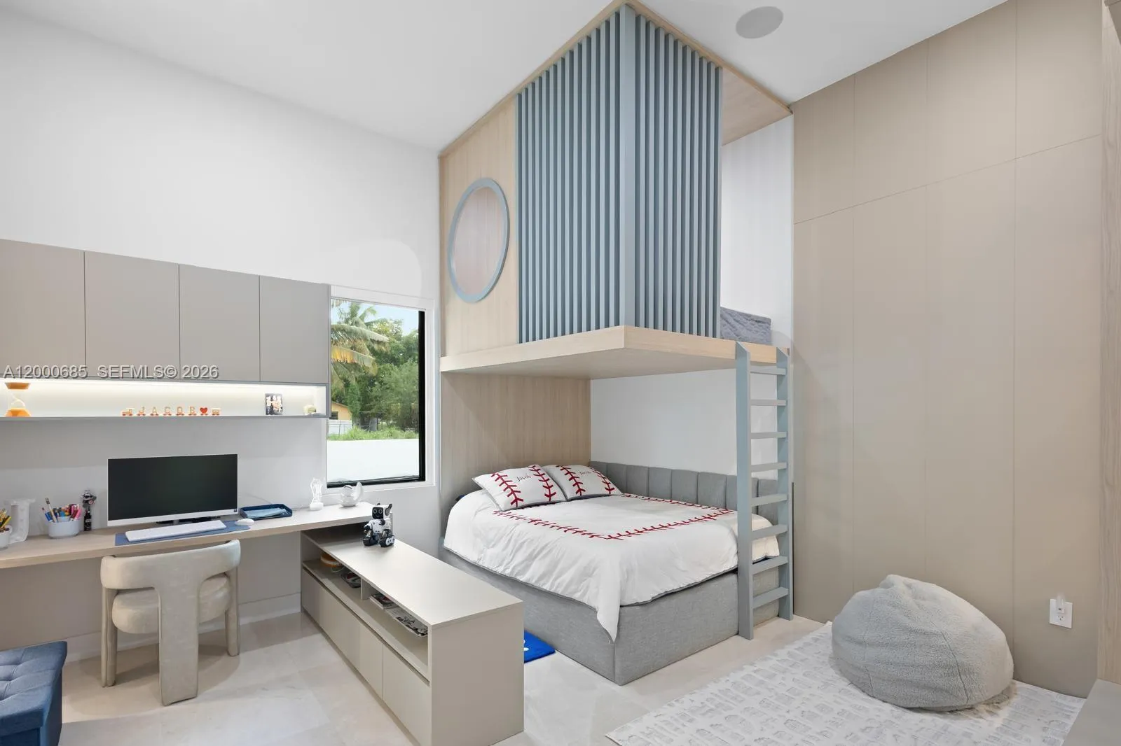 80 Nw 129th Ave, Miami, Florida 33182, Miami, Florida 33182, 6 Bedrooms Bedrooms, ,6 BathroomsBathrooms,Residential,For Sale,80 Nw 129th Ave, Miami, Florida 33182,A12000685