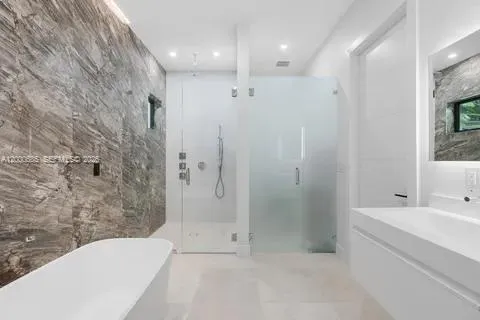 80 Nw 129th Ave, Miami, Florida 33182, Miami, Florida 33182, 6 Bedrooms Bedrooms, ,6 BathroomsBathrooms,Residential,For Sale,80 Nw 129th Ave, Miami, Florida 33182,A12000685