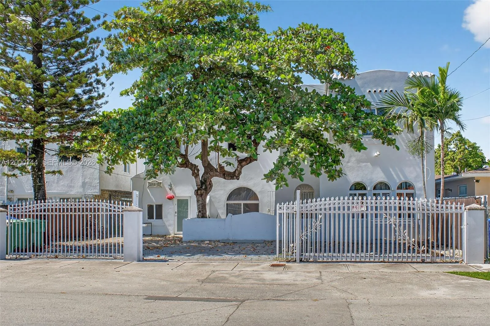 1680 Nw 22nd Ct, Miami, Florida 33125, Miami, Florida 33125, ,Residential Income,For Sale,1680 Nw 22nd Ct, Miami, Florida 33125,A12000744
