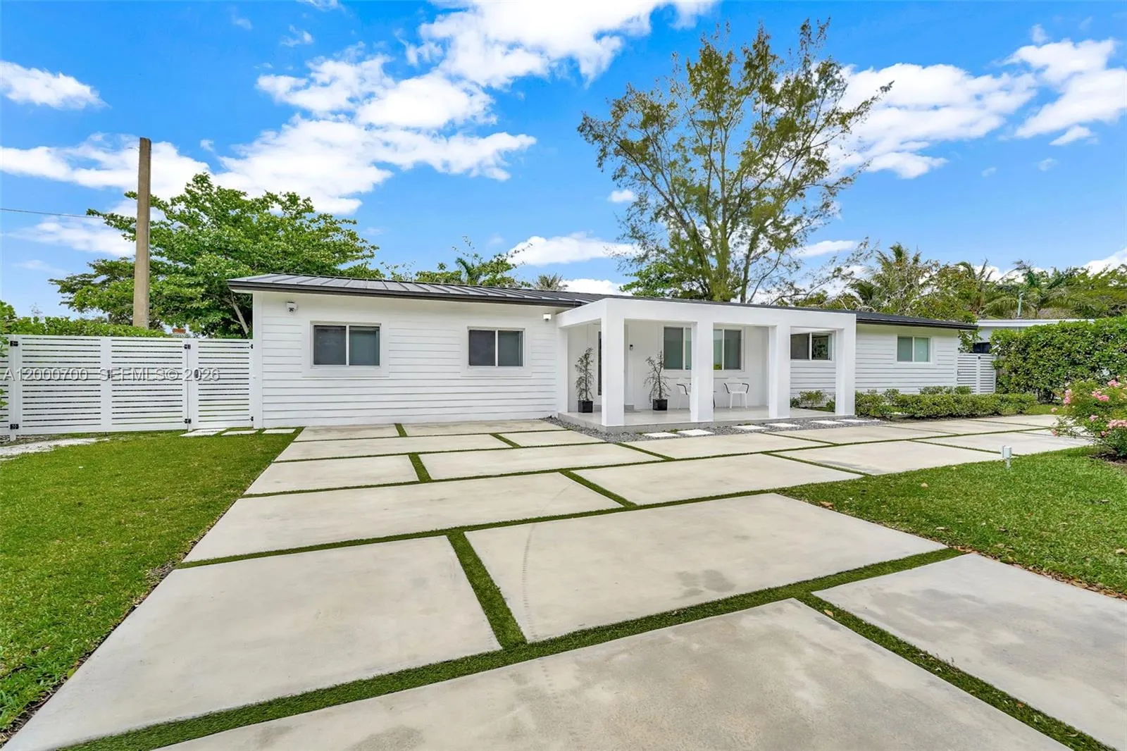 7142 Sw 65th Ave, South Miami, Florida 33143, South Miami, Florida 33143, 4 Bedrooms Bedrooms, ,4 BathroomsBathrooms,Residential,For Sale,7142 Sw 65th Ave, South Miami, Florida 33143,A12000700