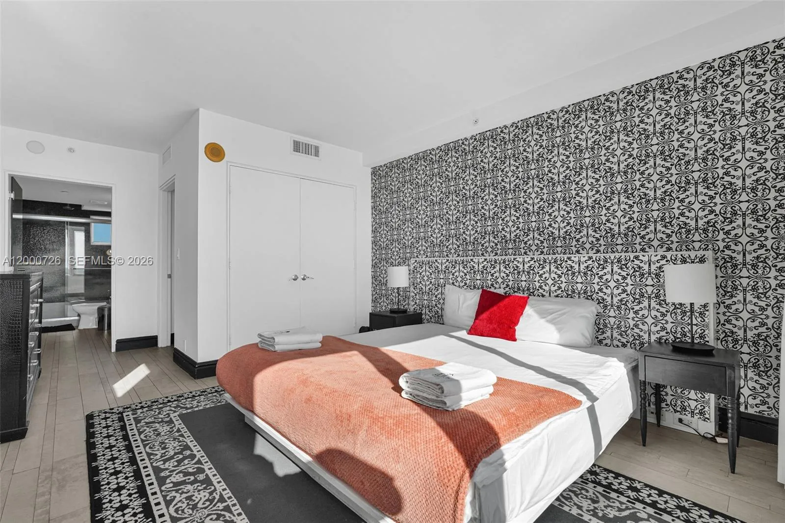 1100 West Ave 916, Miami Beach, Florida 33139, Miami Beach, Florida 33139, 2 Bedrooms Bedrooms, ,2 BathroomsBathrooms,Residential,For Sale,1100 West Ave 916, Miami Beach, Florida 33139,A12000726