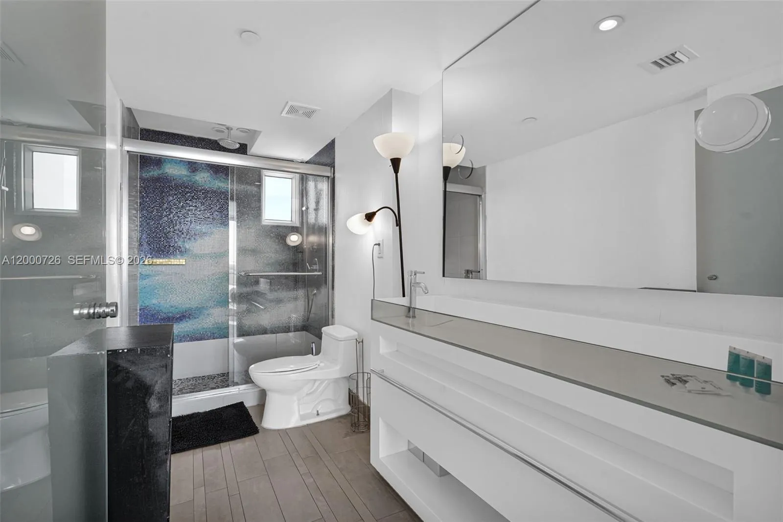 1100 West Ave 916, Miami Beach, Florida 33139, Miami Beach, Florida 33139, 2 Bedrooms Bedrooms, ,2 BathroomsBathrooms,Residential,For Sale,1100 West Ave 916, Miami Beach, Florida 33139,A12000726