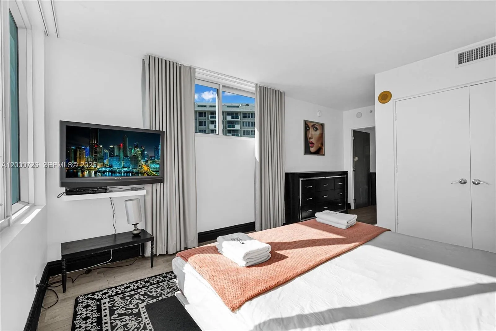 1100 West Ave 916, Miami Beach, Florida 33139, Miami Beach, Florida 33139, 2 Bedrooms Bedrooms, ,2 BathroomsBathrooms,Residential,For Sale,1100 West Ave 916, Miami Beach, Florida 33139,A12000726