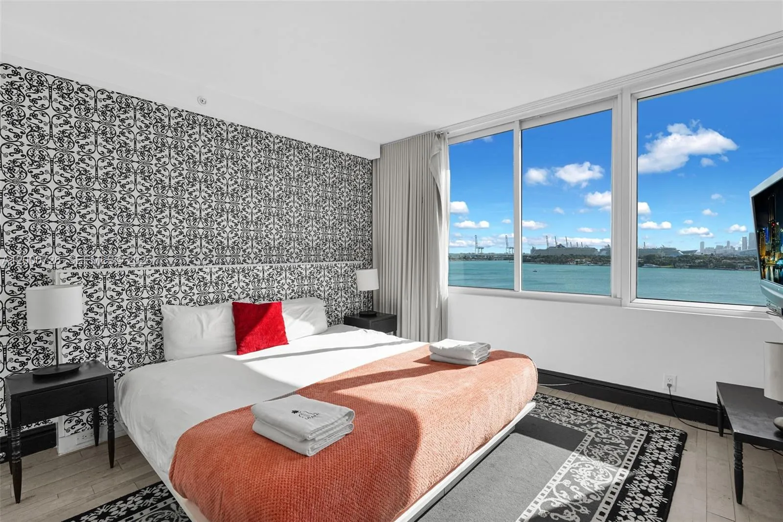 1100 West Ave 916, Miami Beach, Florida 33139, Miami Beach, Florida 33139, 2 Bedrooms Bedrooms, ,2 BathroomsBathrooms,Residential,For Sale,1100 West Ave 916, Miami Beach, Florida 33139,A12000726