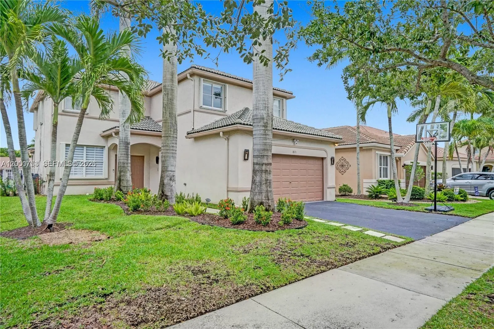 1871 Silverbell Ter, Weston, Florida 33327, Weston, Florida 33327, 5 Bedrooms Bedrooms, ,3 BathroomsBathrooms,Residential,For Sale,1871 Silverbell Ter, Weston, Florida 33327,A12000753