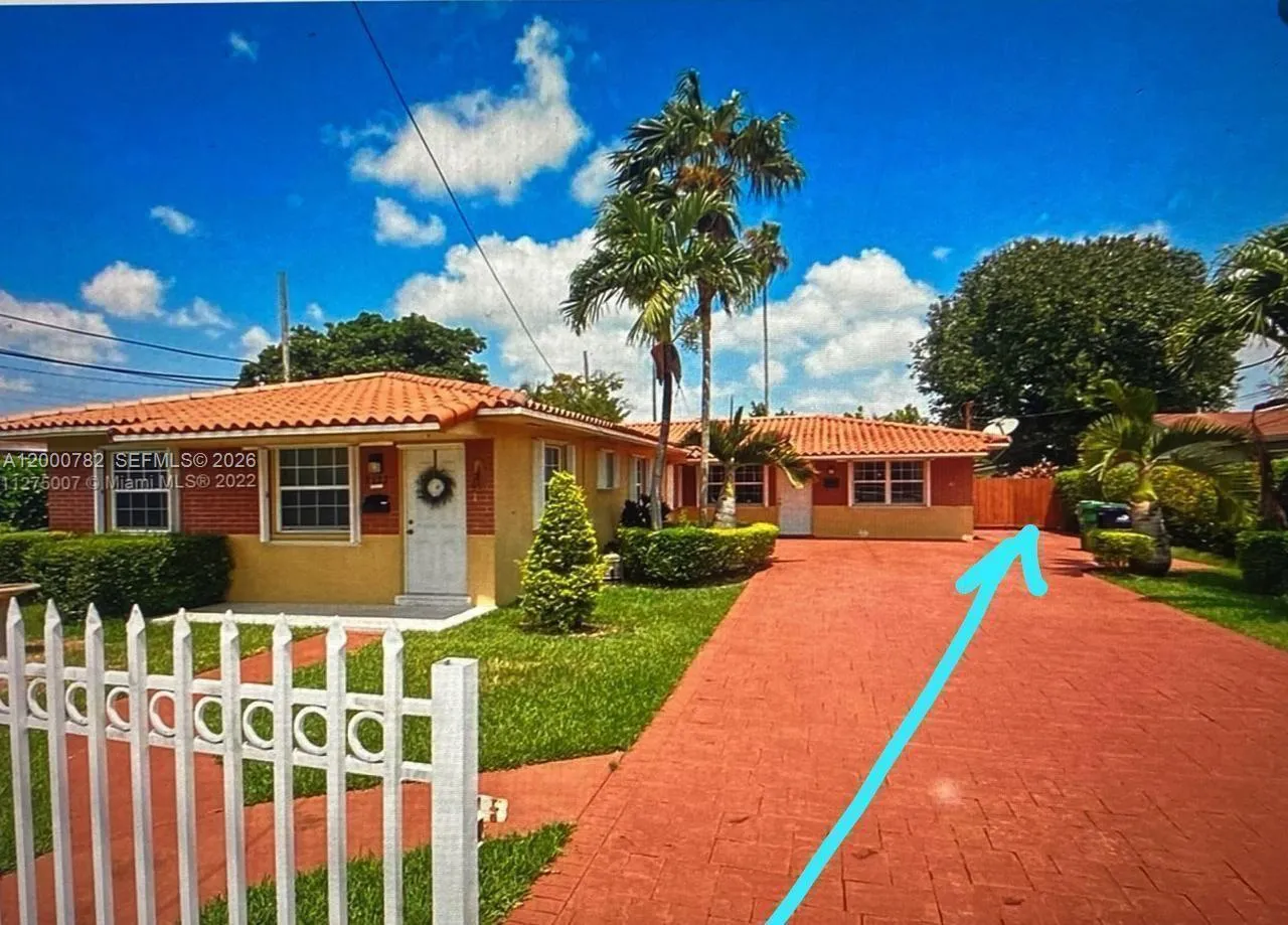 7175 Sw 23rd St 3, Miami, Florida 33155, Miami, Florida 33155, 1 Bedroom Bedrooms, ,1 BathroomBathrooms,Residential Lease,For Rent,7175 Sw 23rd St 3, Miami, Florida 33155,A12000782