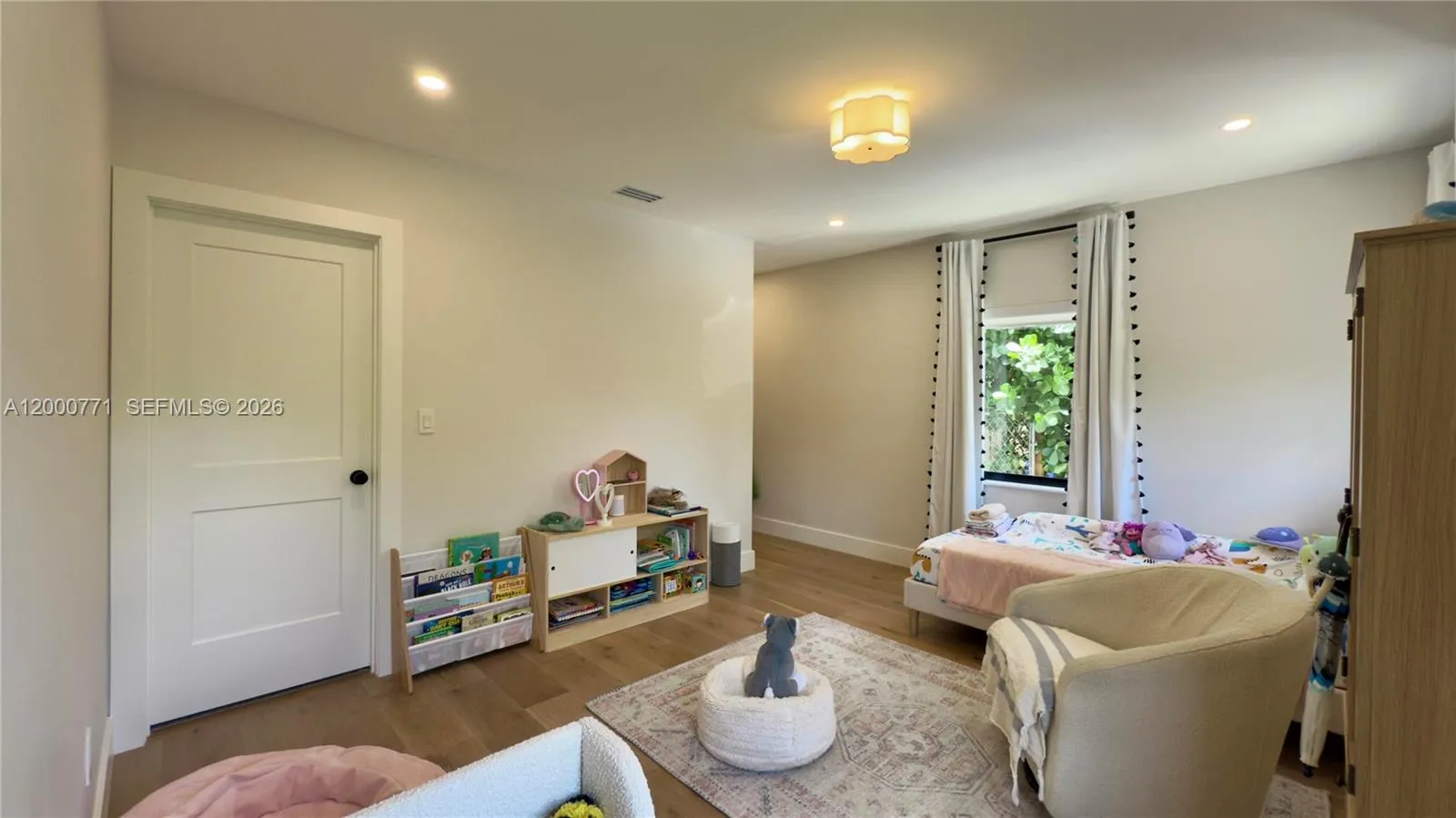 3261 Sw 16th Ln, Miami, Florida 33145, Miami, Florida 33145, 3 Bedrooms Bedrooms, 5 Rooms Rooms,3 BathroomsBathrooms,Residential,For Sale,3261 Sw 16th Ln, Miami, Florida 33145,A12000771