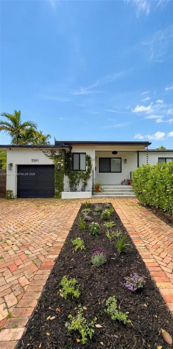 3261 Sw 16th Ln, Miami, Florida 33145, Miami, Florida 33145, 3 Bedrooms Bedrooms, 5 Rooms Rooms,3 BathroomsBathrooms,Residential,For Sale,3261 Sw 16th Ln, Miami, Florida 33145,A12000771