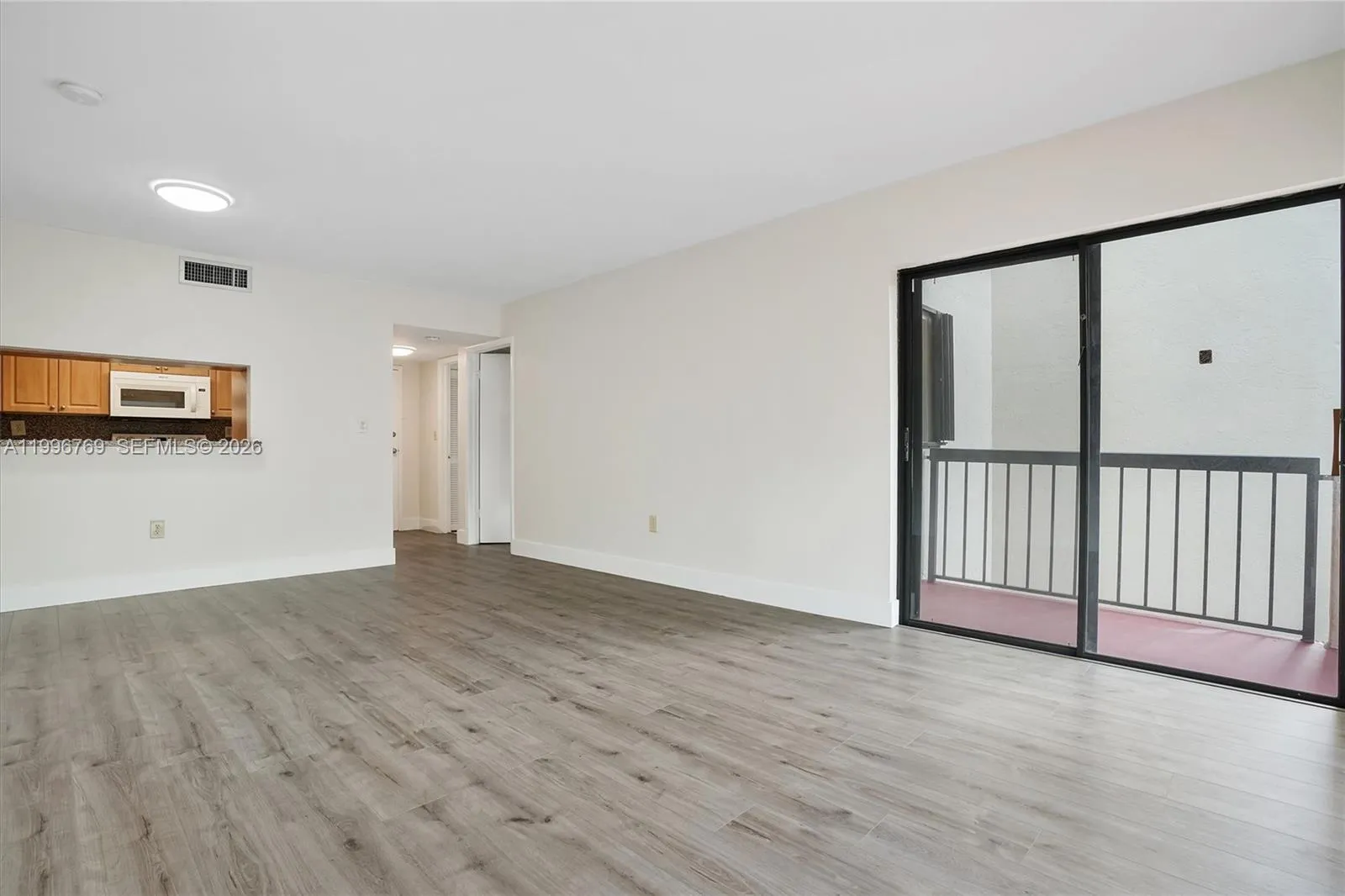 995 Sw 84th Ave 309, Miami, Florida 33144, Miami, Florida 33144, 2 Bedrooms Bedrooms, ,2 BathroomsBathrooms,Residential,For Sale,995 Sw 84th Ave 309, Miami, Florida 33144,A11996769