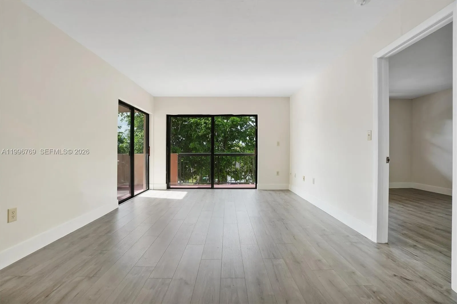 995 Sw 84th Ave 309, Miami, Florida 33144, Miami, Florida 33144, 2 Bedrooms Bedrooms, ,2 BathroomsBathrooms,Residential,For Sale,995 Sw 84th Ave 309, Miami, Florida 33144,A11996769