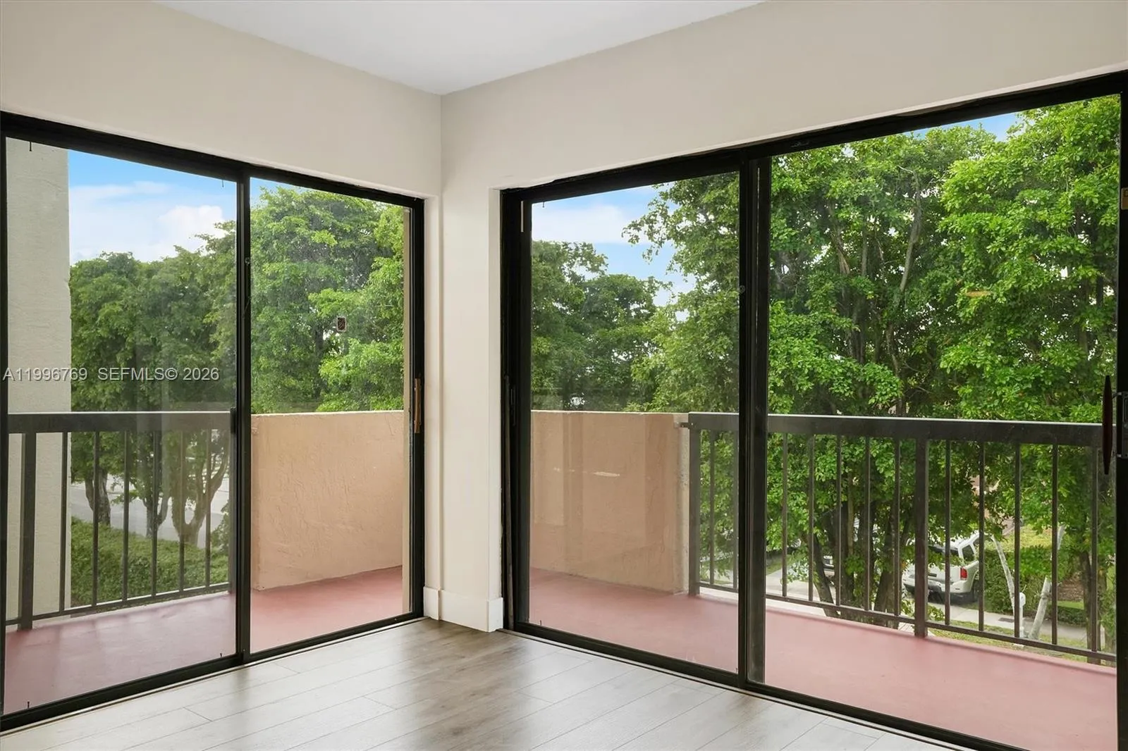 995 Sw 84th Ave 309, Miami, Florida 33144, Miami, Florida 33144, 2 Bedrooms Bedrooms, ,2 BathroomsBathrooms,Residential,For Sale,995 Sw 84th Ave 309, Miami, Florida 33144,A11996769