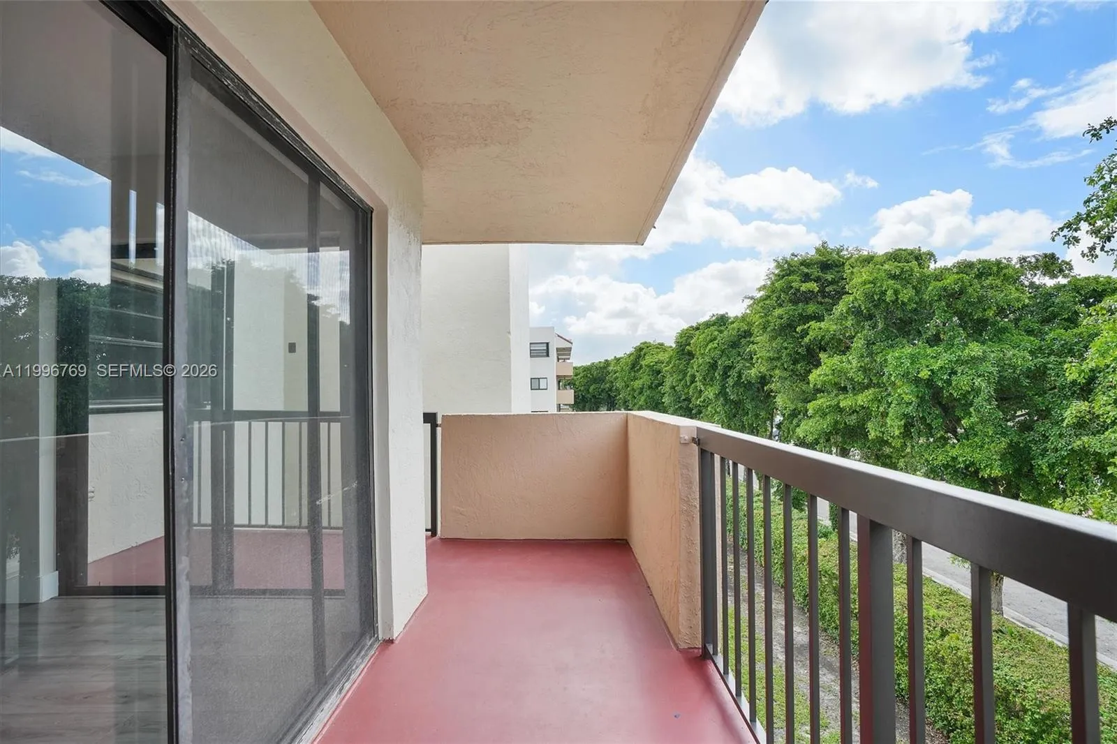 995 Sw 84th Ave 309, Miami, Florida 33144, Miami, Florida 33144, 2 Bedrooms Bedrooms, ,2 BathroomsBathrooms,Residential,For Sale,995 Sw 84th Ave 309, Miami, Florida 33144,A11996769