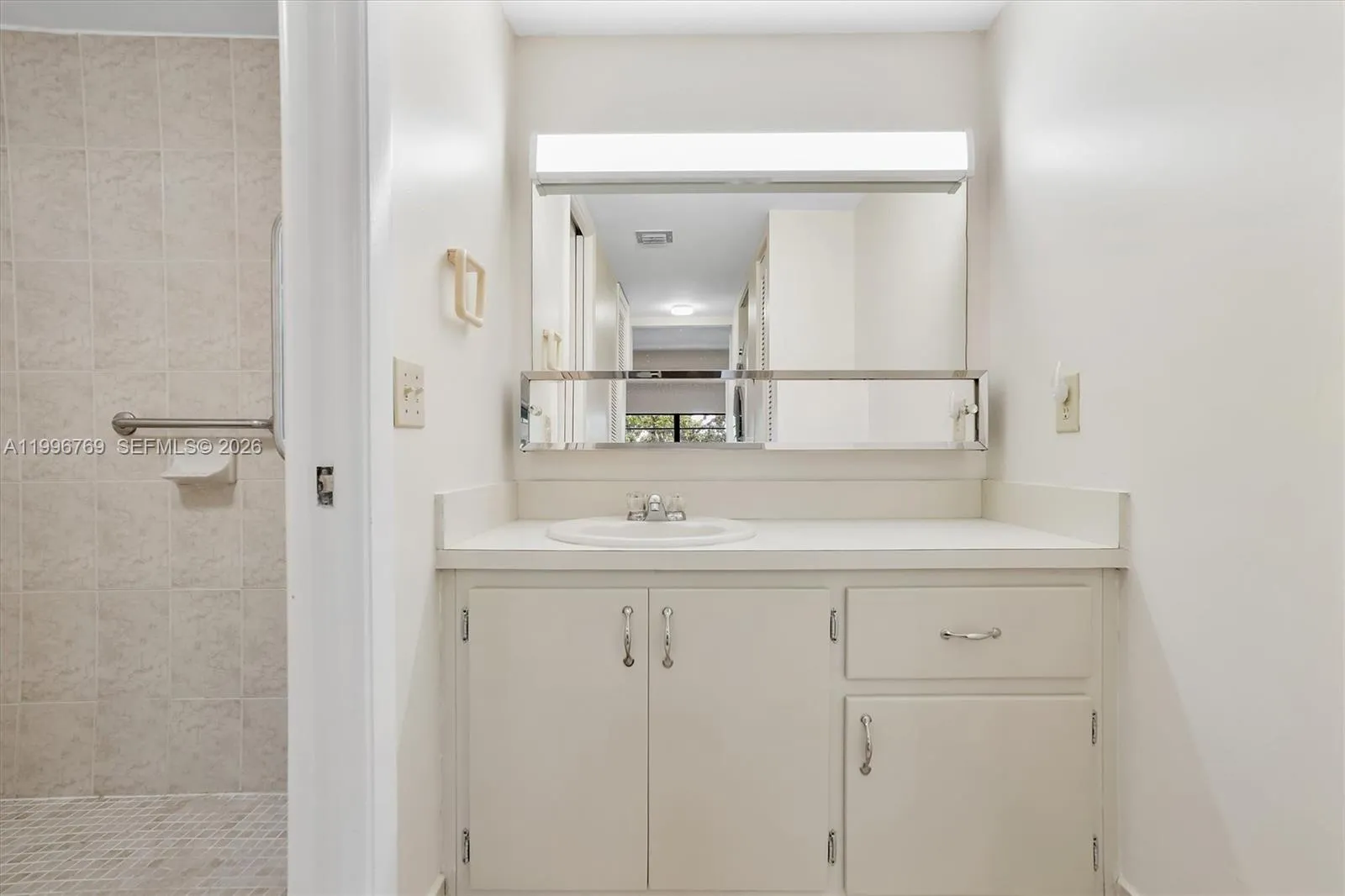 995 Sw 84th Ave 309, Miami, Florida 33144, Miami, Florida 33144, 2 Bedrooms Bedrooms, ,2 BathroomsBathrooms,Residential,For Sale,995 Sw 84th Ave 309, Miami, Florida 33144,A11996769