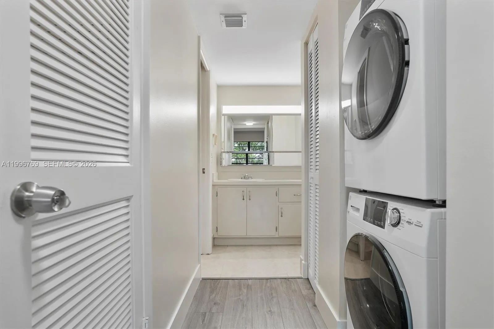 995 Sw 84th Ave 309, Miami, Florida 33144, Miami, Florida 33144, 2 Bedrooms Bedrooms, ,2 BathroomsBathrooms,Residential,For Sale,995 Sw 84th Ave 309, Miami, Florida 33144,A11996769