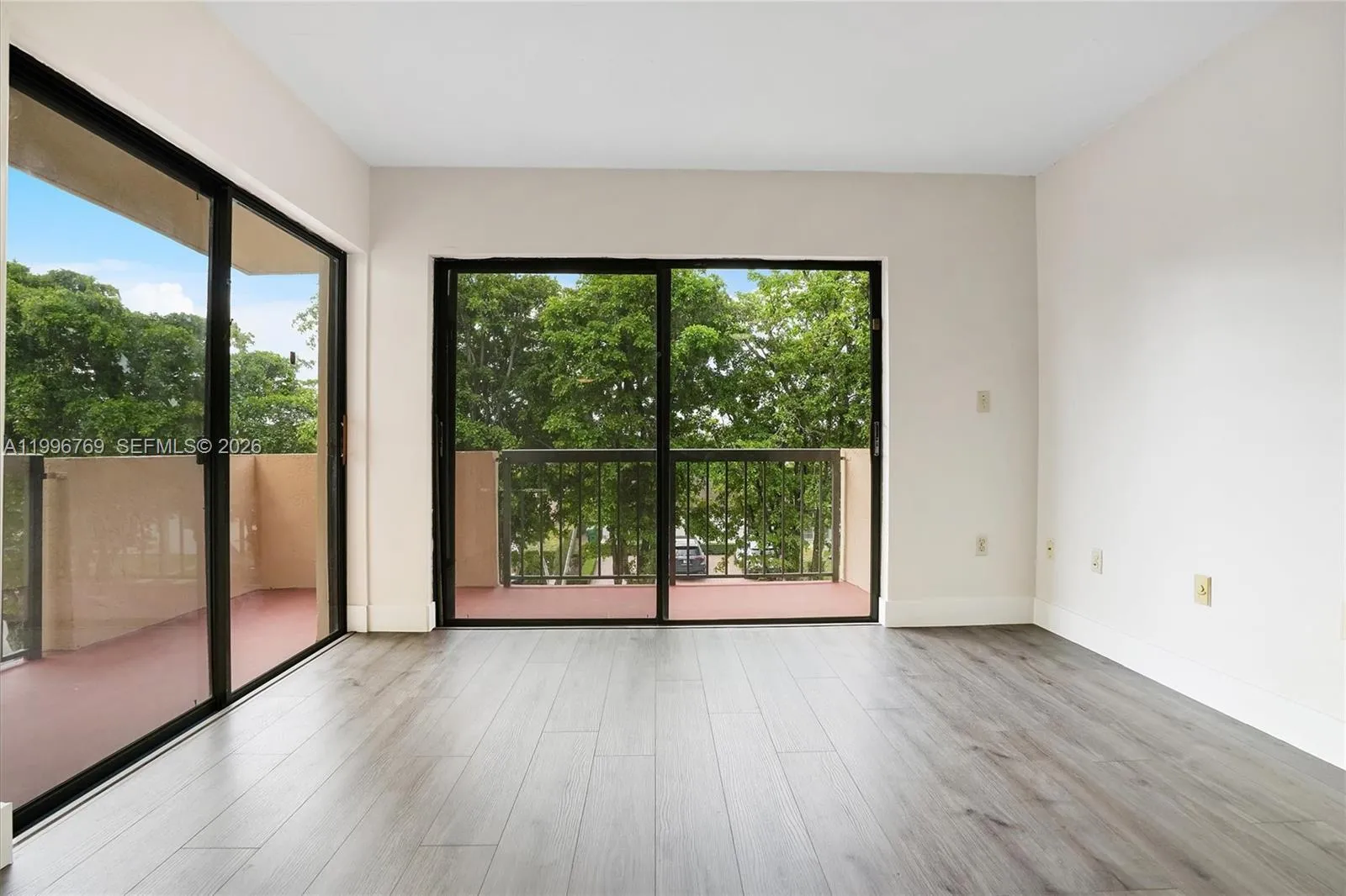 995 Sw 84th Ave 309, Miami, Florida 33144, Miami, Florida 33144, 2 Bedrooms Bedrooms, ,2 BathroomsBathrooms,Residential,For Sale,995 Sw 84th Ave 309, Miami, Florida 33144,A11996769