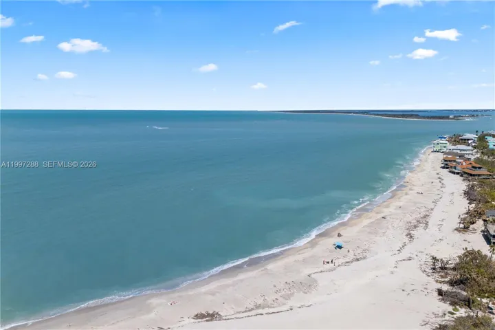Five miles of sandy white beaches - spend your days swimming, shell collecting or watching the vibrant water and bird life that surrounds you - a true paradise!