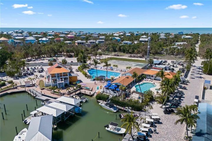 Another aerial view of Mangos and the surrounding area!